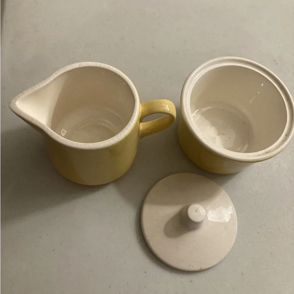 Mid Century USA Yellow and White Creamer and Sugar Bowl w/ Lid Set